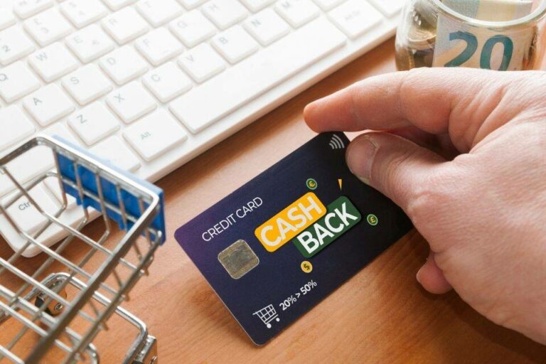 Como ter um cartão de crédito com cashback em todas as compras: Guia completo